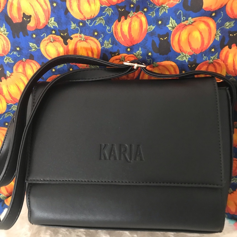 Crossbody purse
